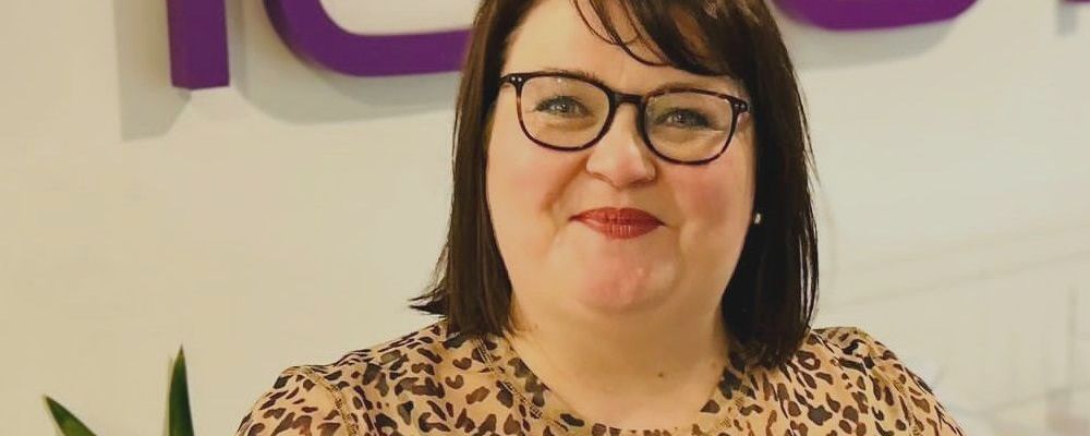 JenniferBarriballCrop.jpg
