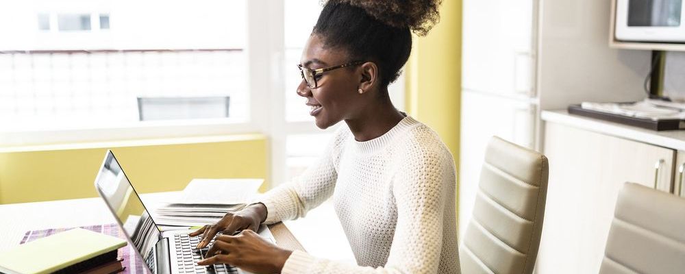 Woman at laptop.jpg
